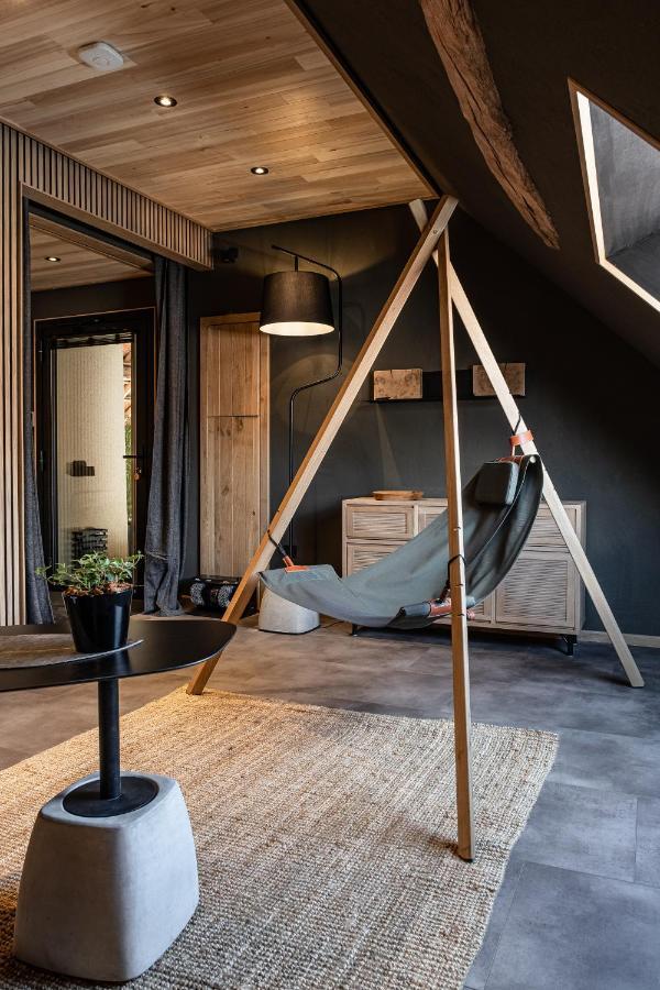 Le Studio Des Pres Verts Suite Design Avec Jacuzzi Privatif Jouey Exteriér fotografie