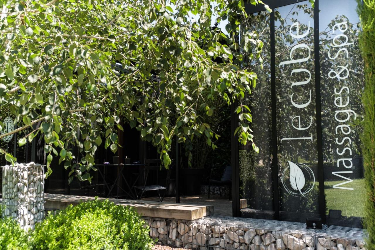 Le Studio Des Pres Verts Suite Design Avec Jacuzzi Privatif Jouey Exteriér fotografie